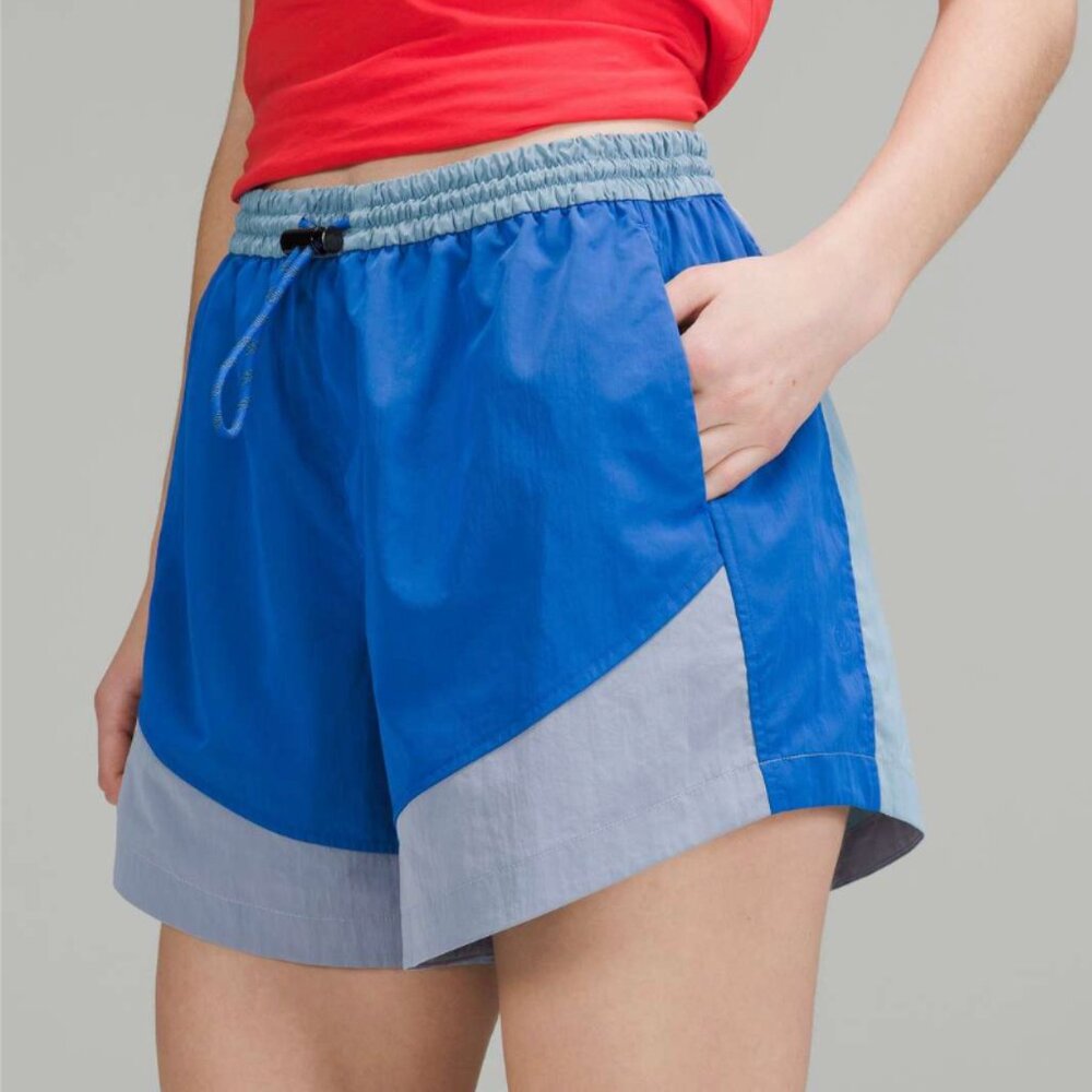 Lululemon Evergreen High-Rise Short 4.5" Wild Bluebell/Cascade Blue/Lavender - 8